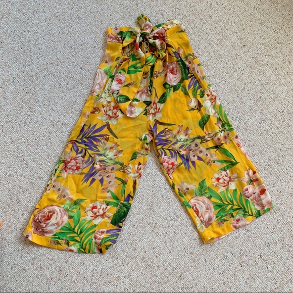 Yellow Floral Two Piece Set - Picture 3 of 7